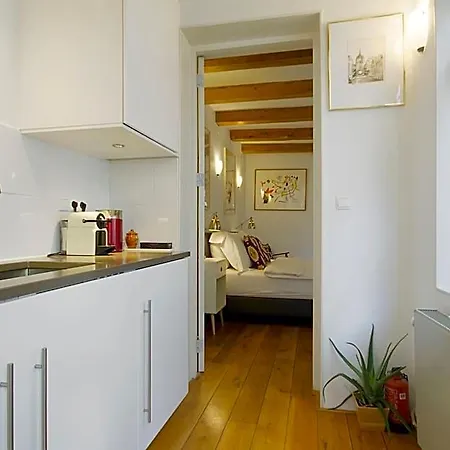 Bed & Breakfast Mercedes Amsterdam