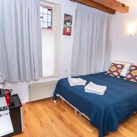 Bed & Breakfast Mercedes 4*
