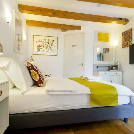 Mercedes 4* Amsterdam