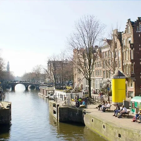 Bed & Breakfast Mercedes 4*