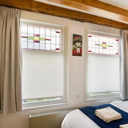 Mercedes 4* Amsterdam