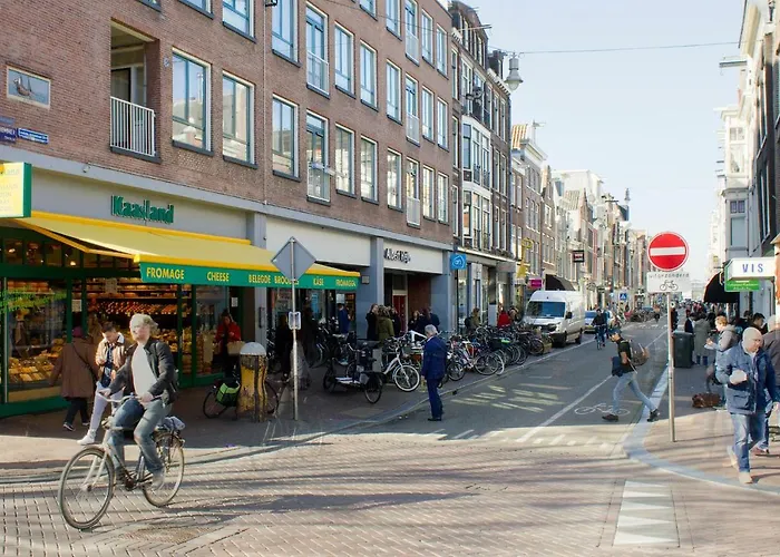 Mercedes 4* Amsterdam