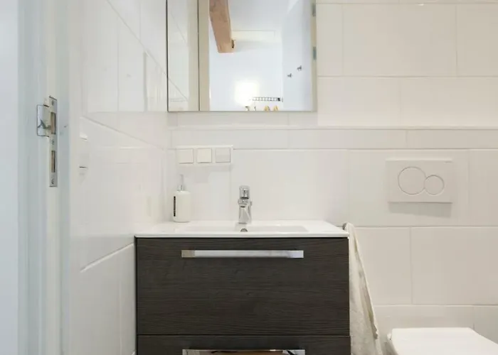 Couette-café Mercedes 4*