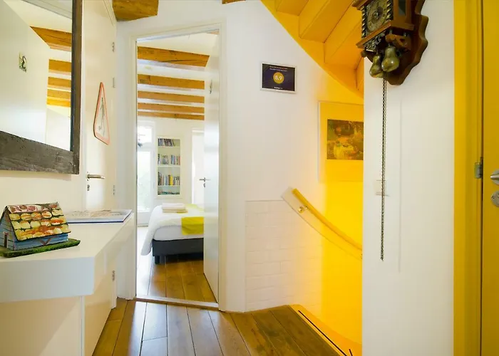 Couette-café Mercedes 4*